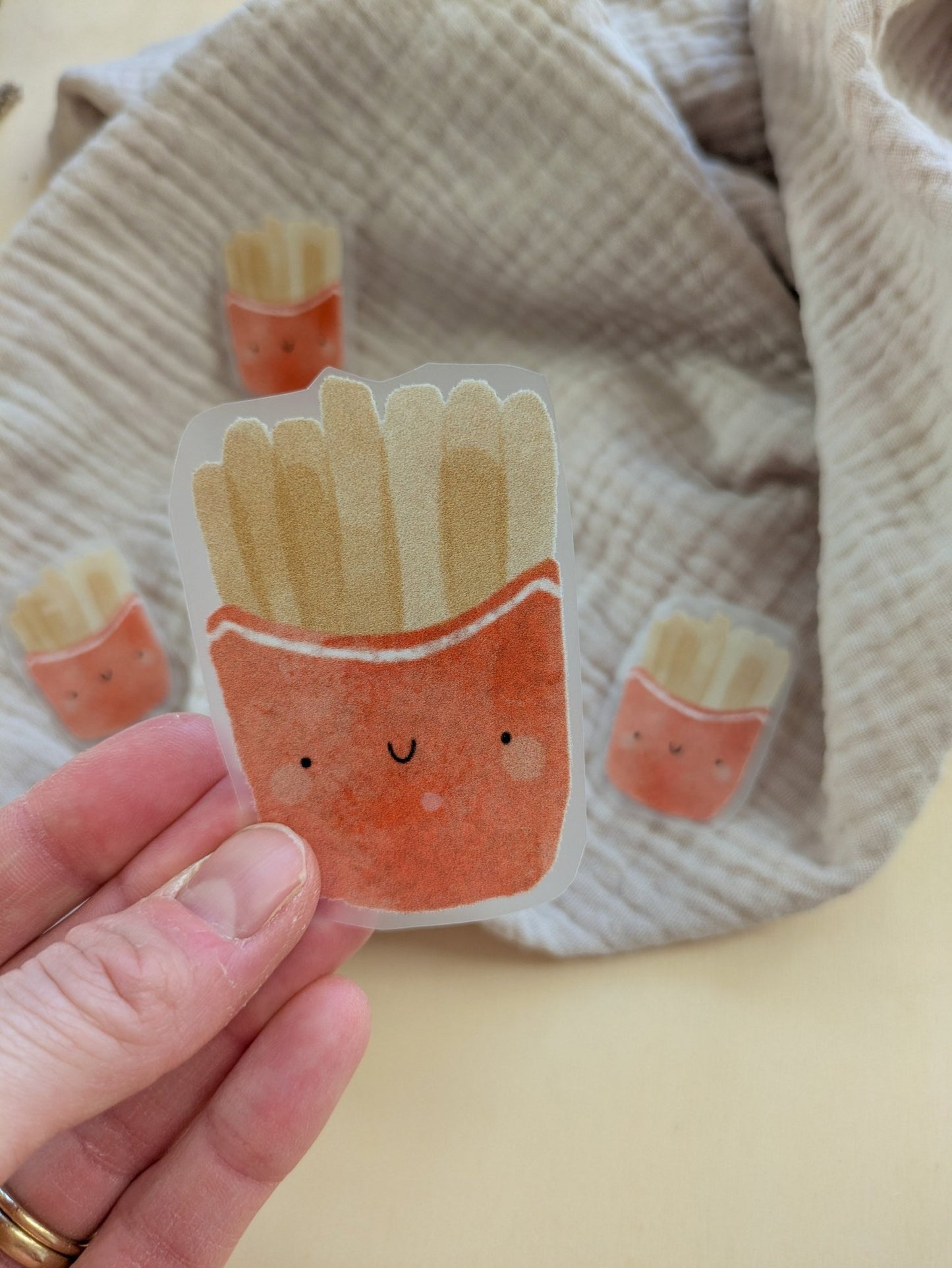 Bügelbild Pommes - Loewenknopf