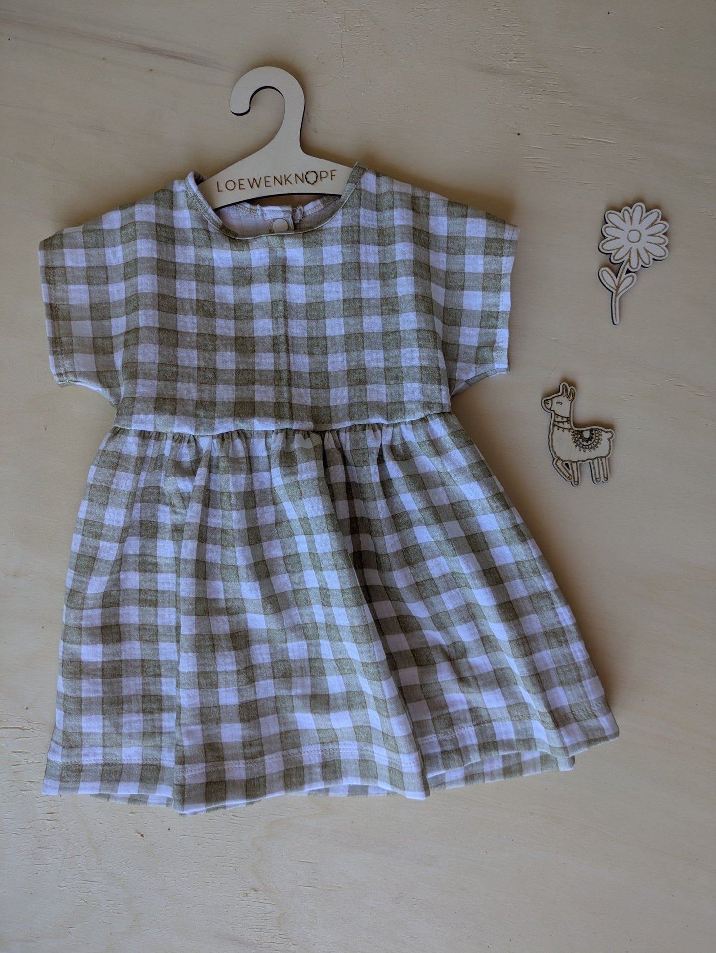 Musselin Kleid - Loewenknopf