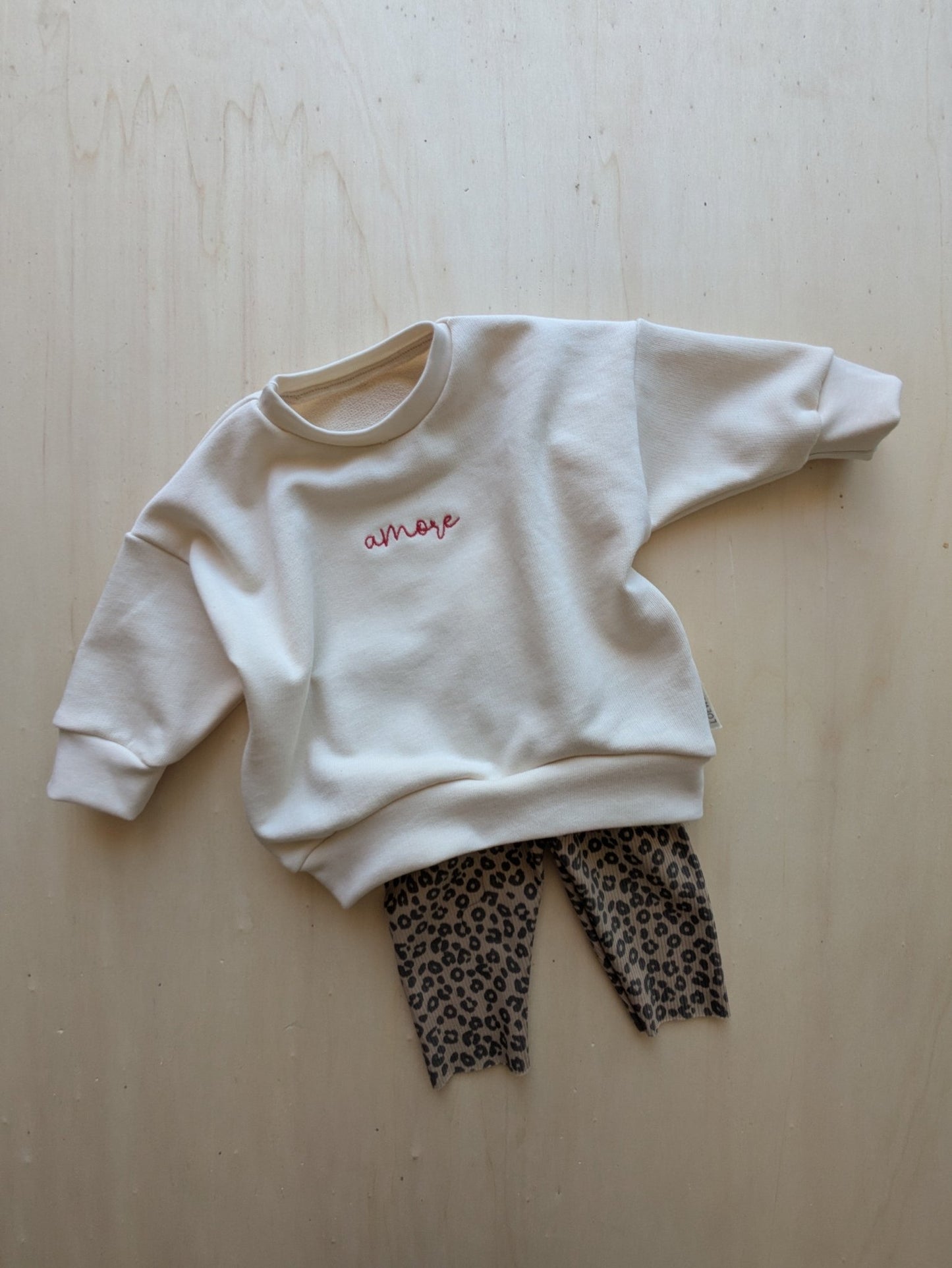 Oversized Sweater Amore - Loewenknopf
