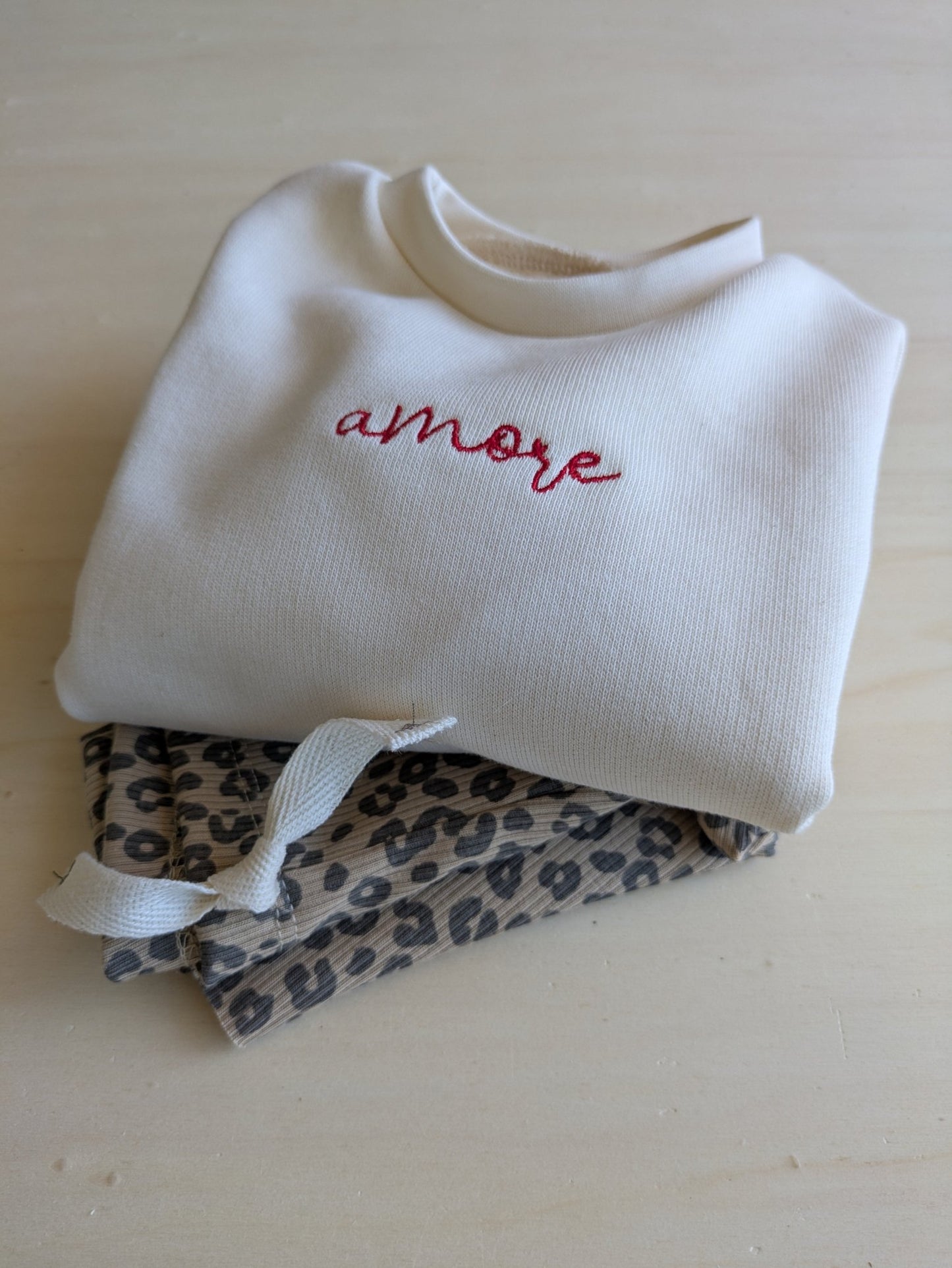 Oversized Sweater Amore - Loewenknopf