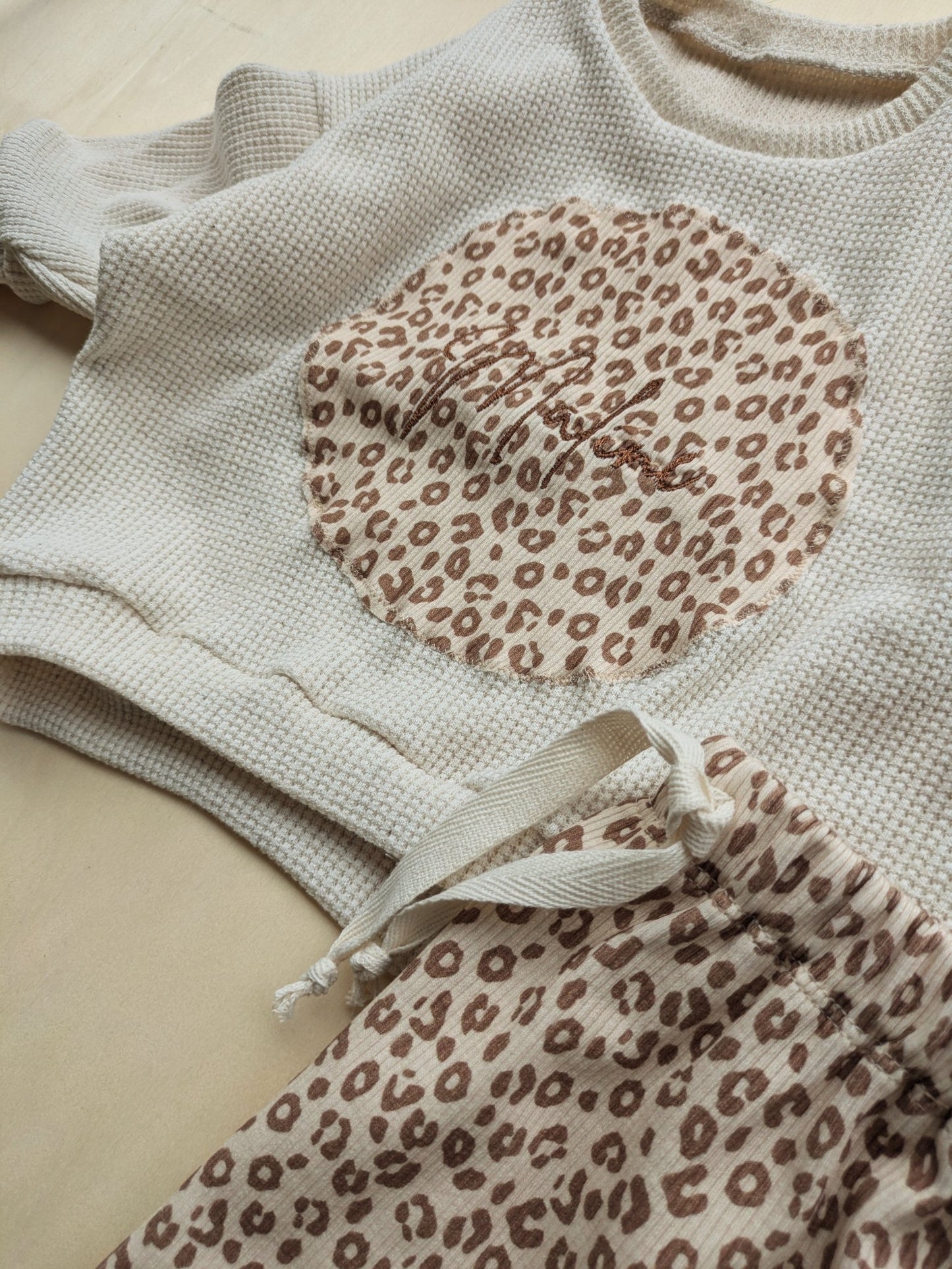 Oversized Sweater Leo - Loewenknopf