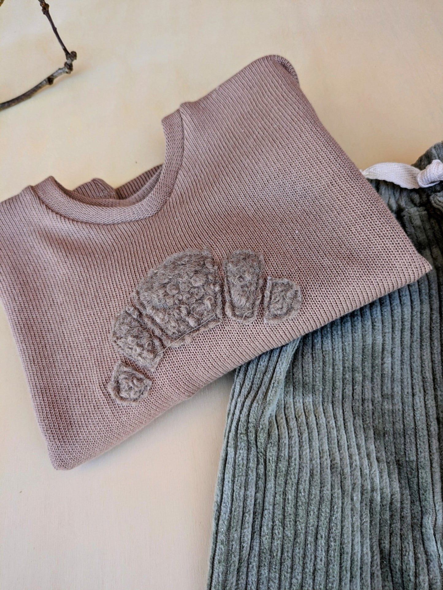 Oversized Sweater "Little Croissant" - Loewenknopf