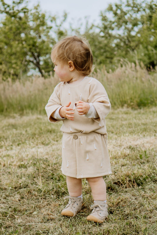 Handgenähtes Shirt mit 3/4 - Ärmeln aus Rippstoff im Gänsemotiv – perfekt für den Sommer - Loewenknopf