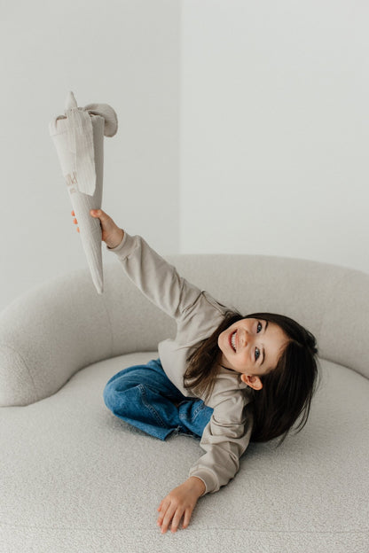 SCHULKIND Oversized Kinderpullover | handgenäht | Individuell - Loewenknopf